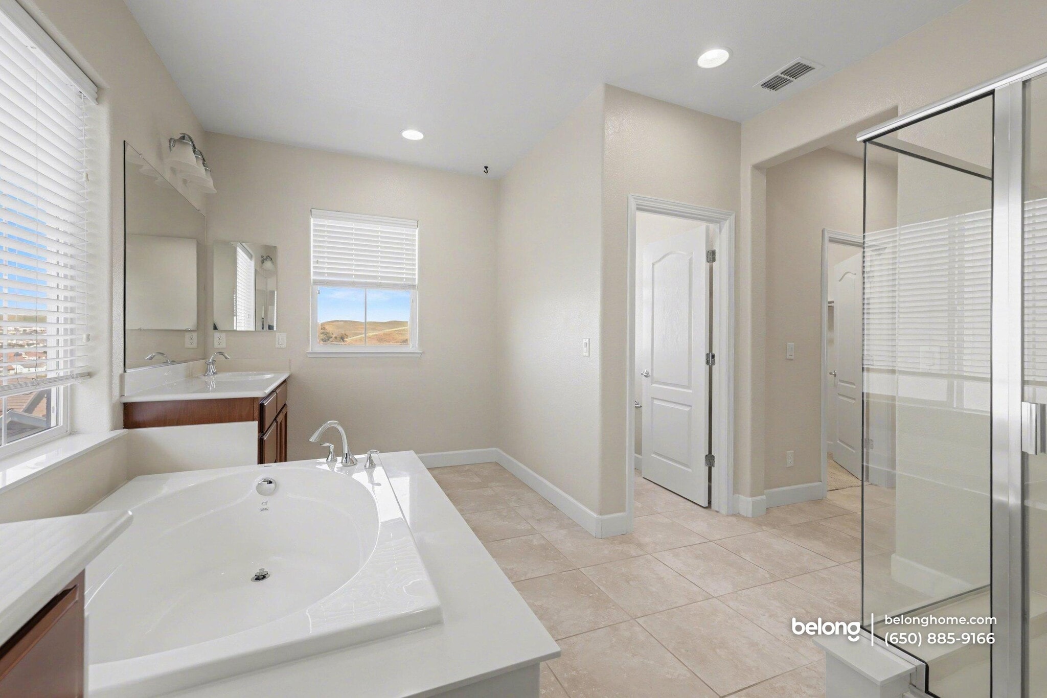 Building Photo - 6856 Syrah Dr