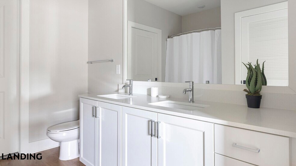 Building Photo - 1000 Forestview Dr