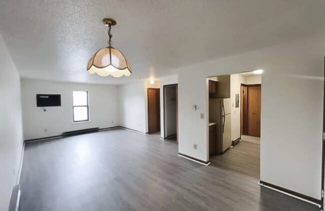 Building Photo - 10 Park Terrace Blvd