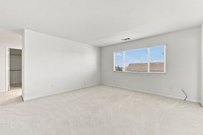 Building Photo - 5486 Benttree Way