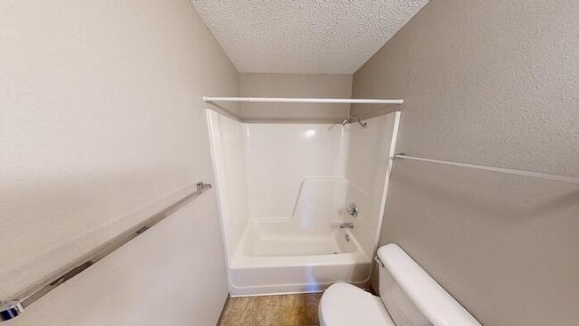 Building Photo - 1727 N Grandview Ln