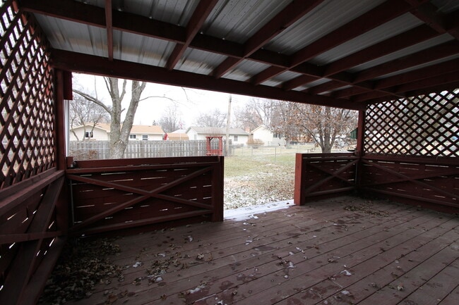 Building Photo - Beautiful 3 BD Home Available Soon!