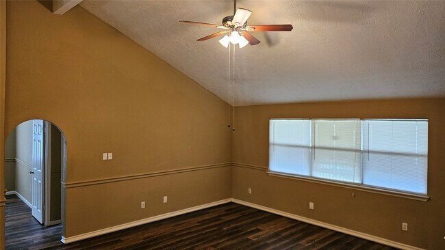 Building Photo - 1418 Willersley Ln