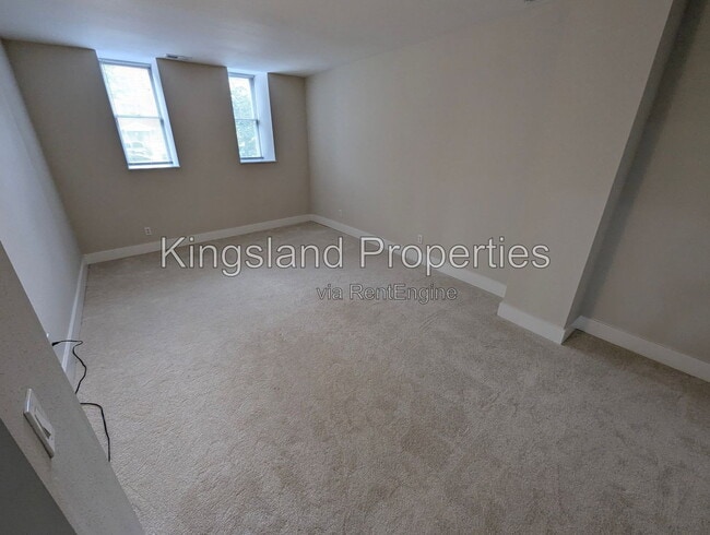 Building Photo - 5630 Pershing Ave