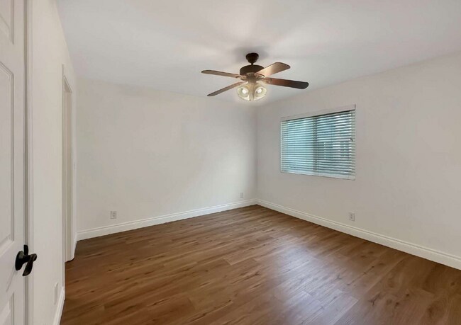 Building Photo - 26758 Claudette St