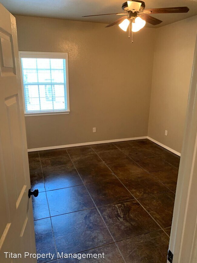 Building Photo - 2 br, 1.5 bath House - 918 S Shady Lane