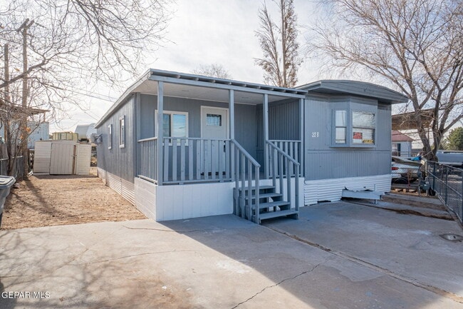 Building Photo - 228 Territory Dr