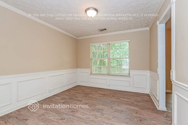 Building Photo - 1725 Stoneoak Cir