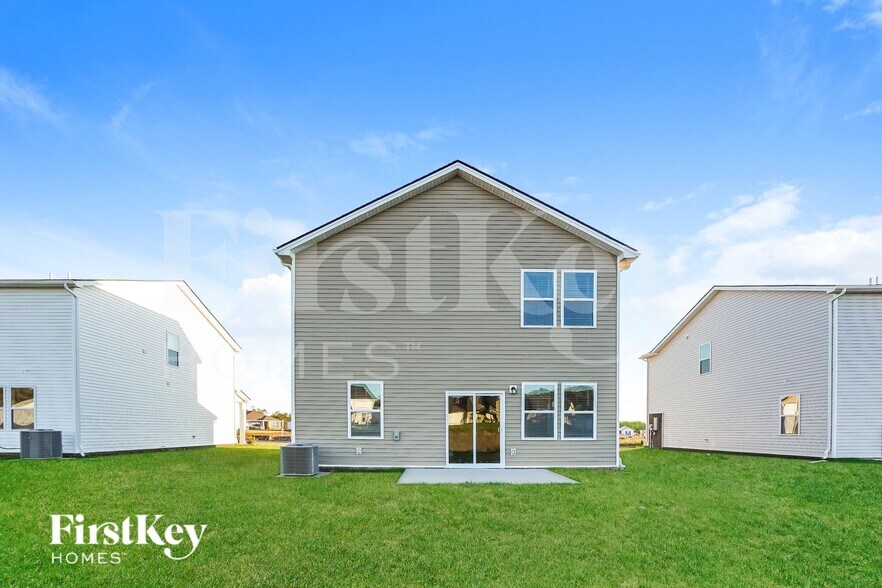 Building Photo - 877 Moray Ln