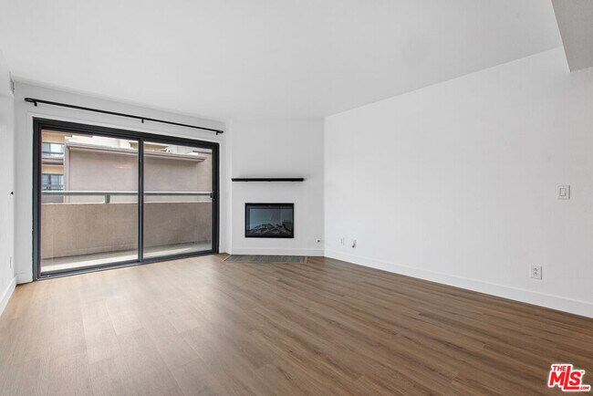 Building Photo - 8300 Manitoba St