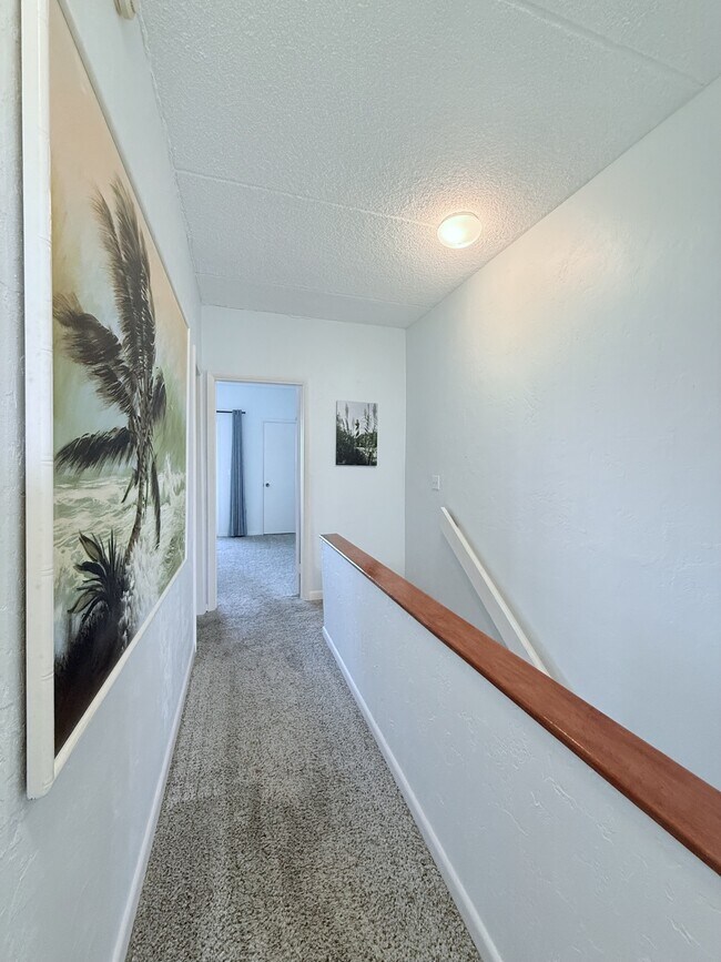 Building Photo - 5650-5A1A A1A S