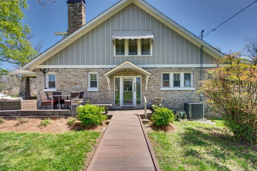 Building Photo - 4100 Granny White Pike