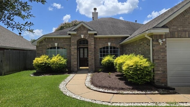 Building Photo - 10314 Raybrook Ln