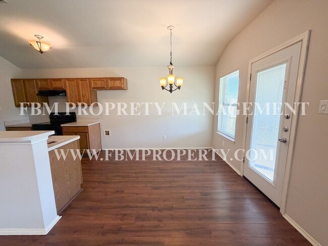 Building Photo - 125 Logan Ln