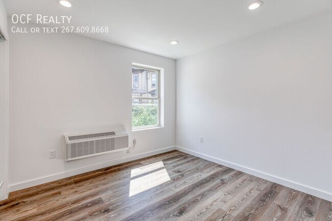 Building Photo - 751 N 43rd St