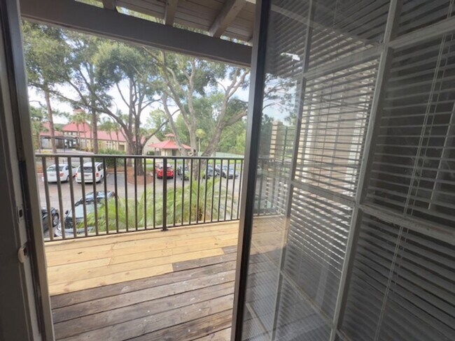 Building Photo - 208 Afton Square