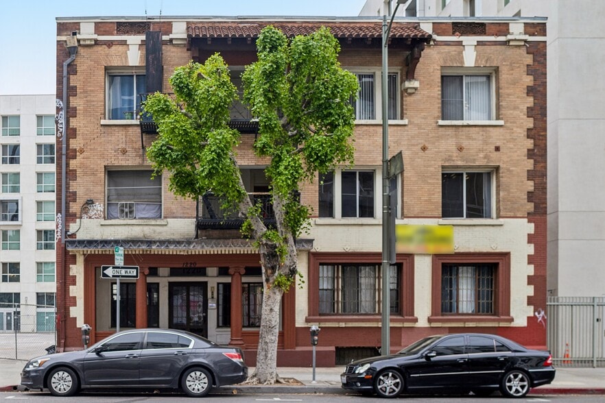 Building Photo - 1220 S. Olive St.