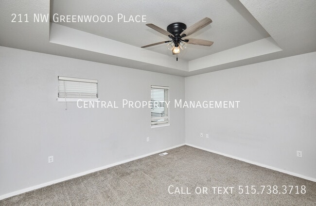 Building Photo - 211 NW Greenwood Pl