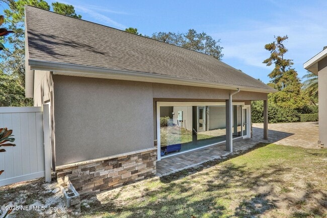 Building Photo - 12707 Tennis Ct