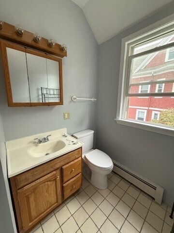 Building Photo - 35 Wolcott St