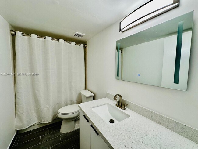 Building Photo - 7915 SW 86th St