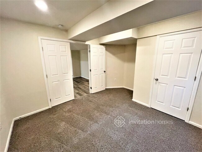 Building Photo - 839 E 133rd Ave