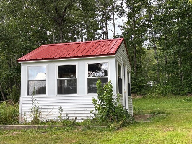 Building Photo - 725 Cole Rd