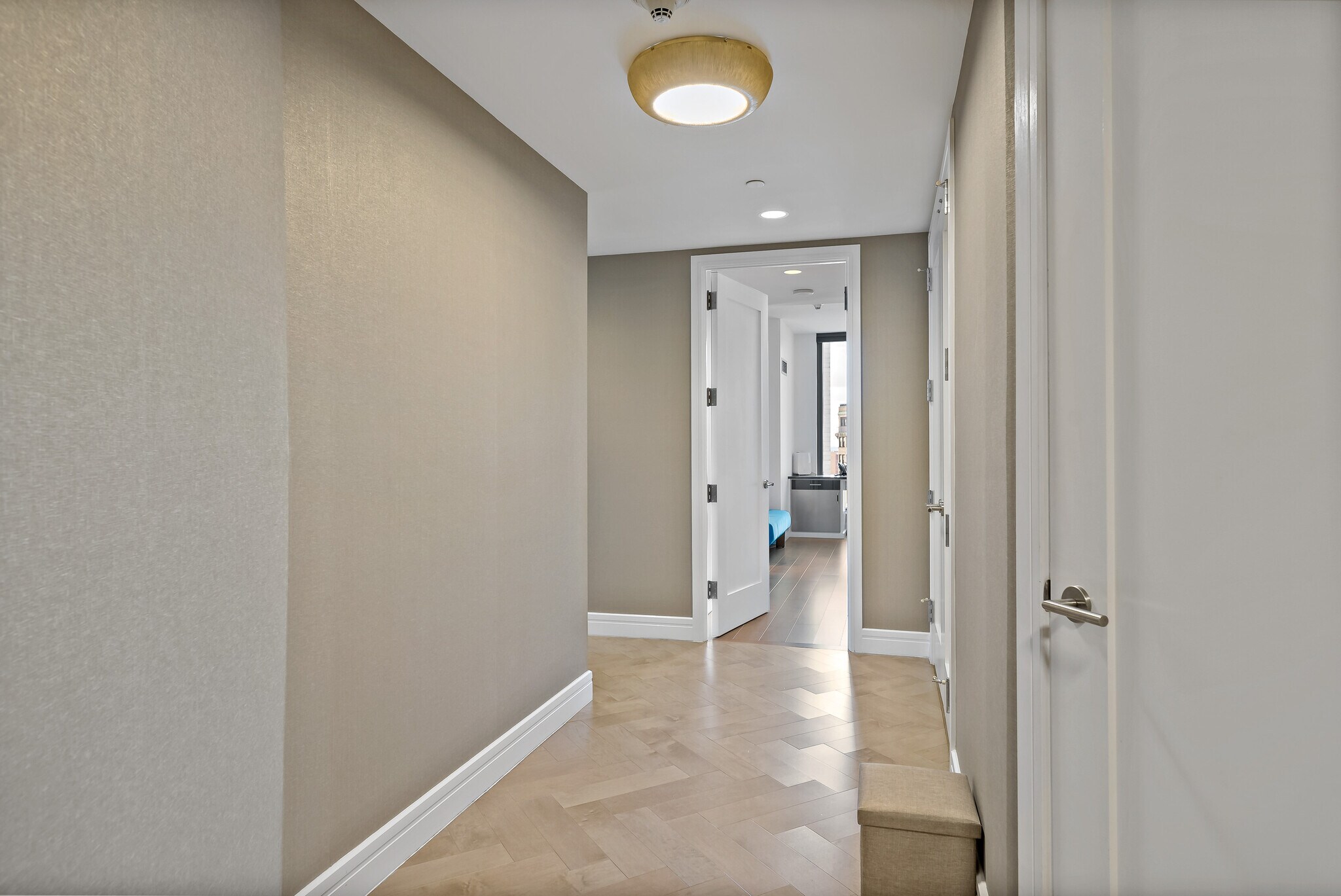 Foyer - 1414 S Penn Sq
