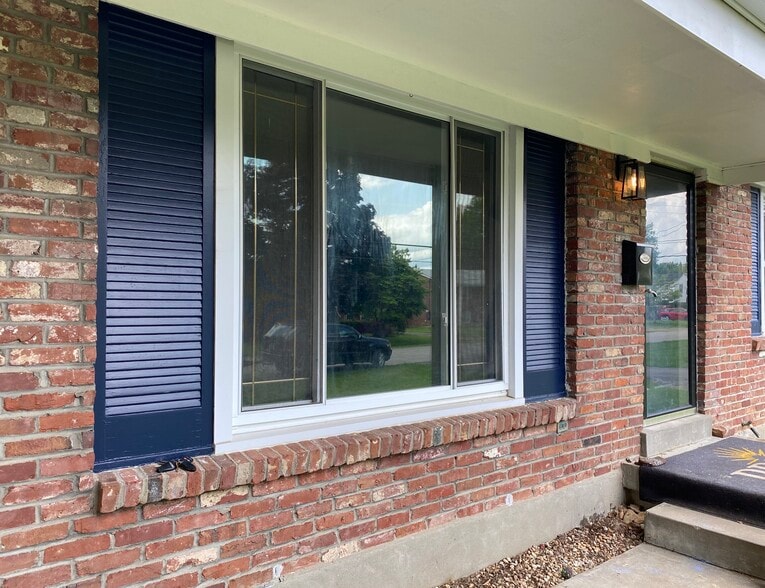 Building Photo - 8003 Broadfern Dr