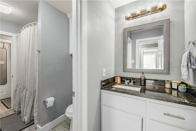 Building Photo - 1211 April Bloom