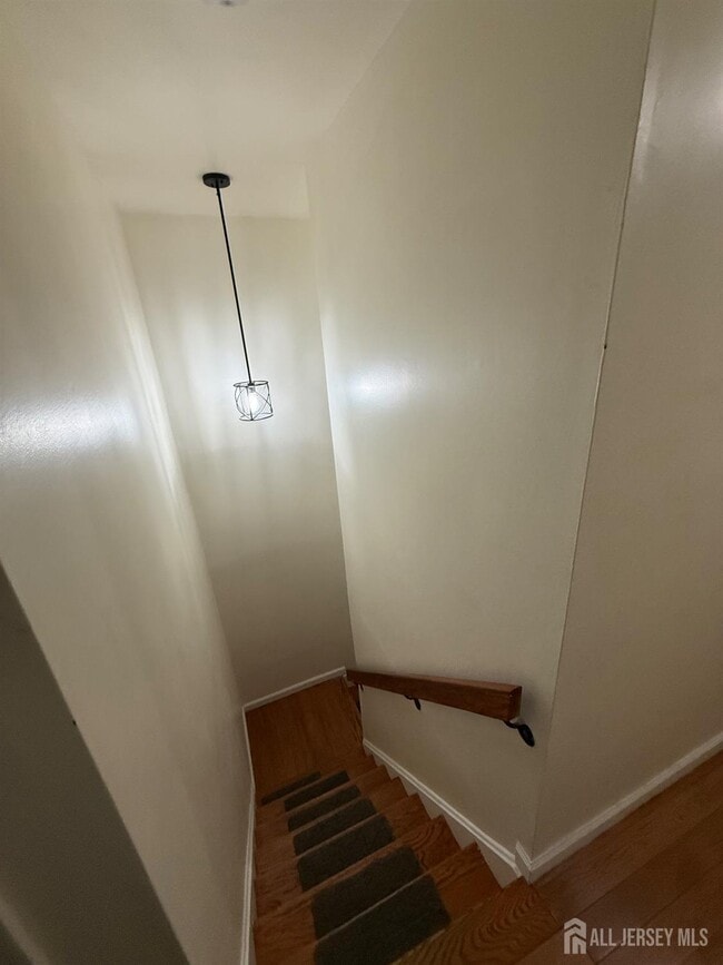 Building Photo - 6 Boyard Ct