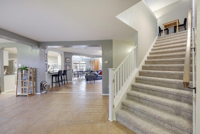Building Photo - 309 Greener Dr