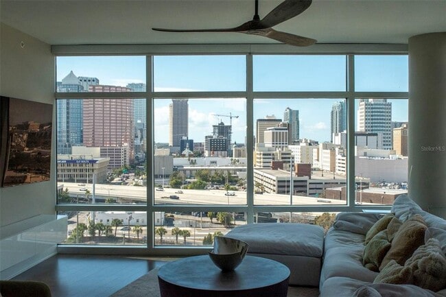 Building Photo - 1120 E Kennedy Blvd