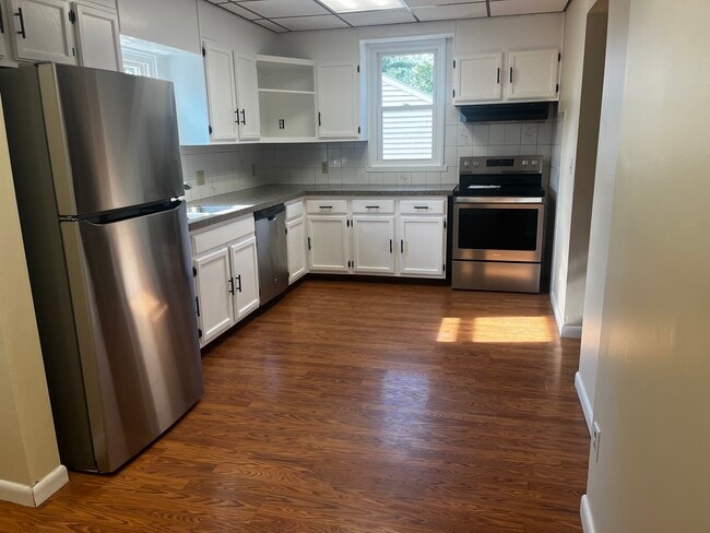 Building Photo - 2066 Grape St