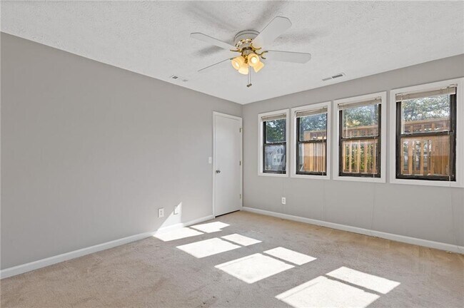 Building Photo - 4811 Nevilly Way