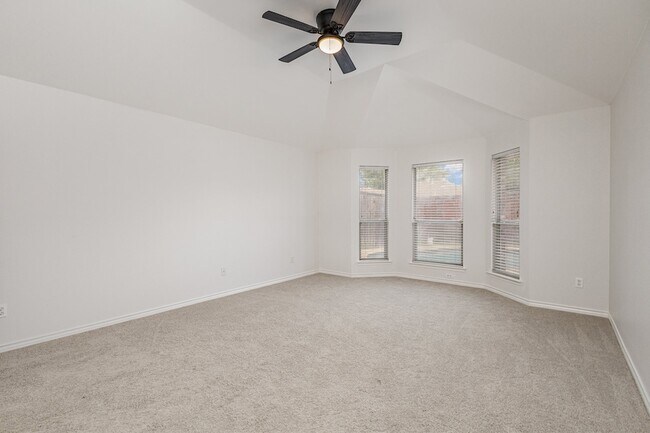 Building Photo - 745 Amhurst Ct