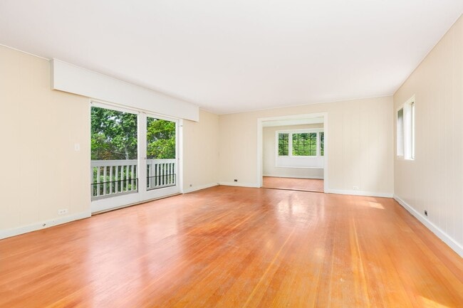 Building Photo - Rare Find: Tantalus Rustic Charm: BRAND NEW KITCHEN CABINETS AND COUNTE