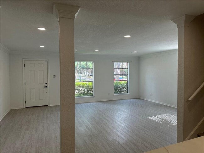 Building Photo - 14401 Misty Meadow Ln