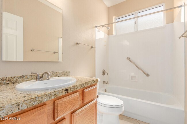 Building Photo - 6122 W Linda Ln