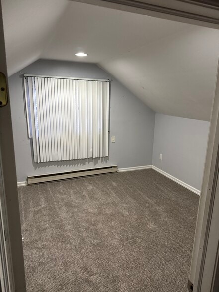 Bedroom 4 - 3318 S Quincy Ave