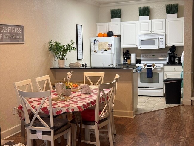 Building Photo - 2954 Lucayan Harbour Cir