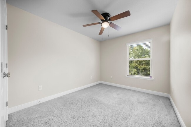 Building Photo - 5980 Callaway Cir