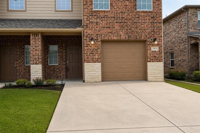 Building Photo - 320 Woodgrove Dr