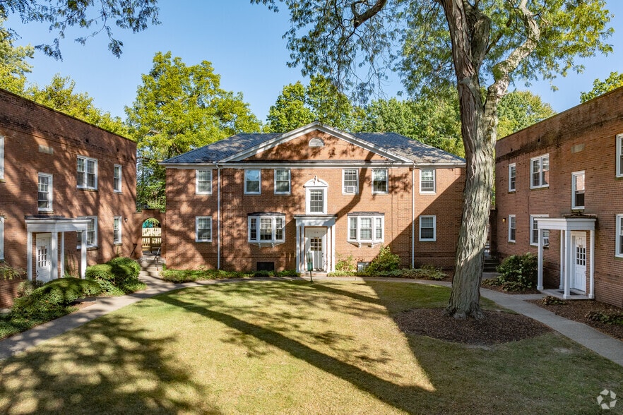 Alternate View - Edgecliff Apartments