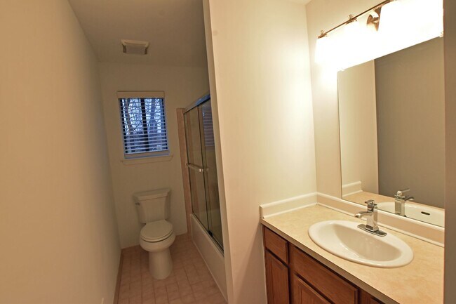 Building Photo - Shelby Township-2 Bedroom Duplex with Basement, Deck & Attached Garage