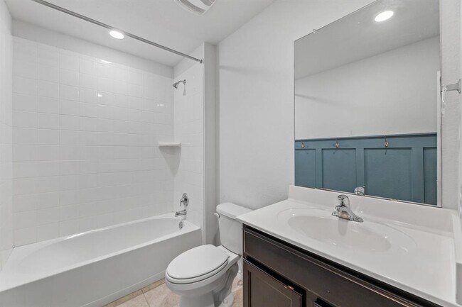 Building Photo - 141 Hammond Ct