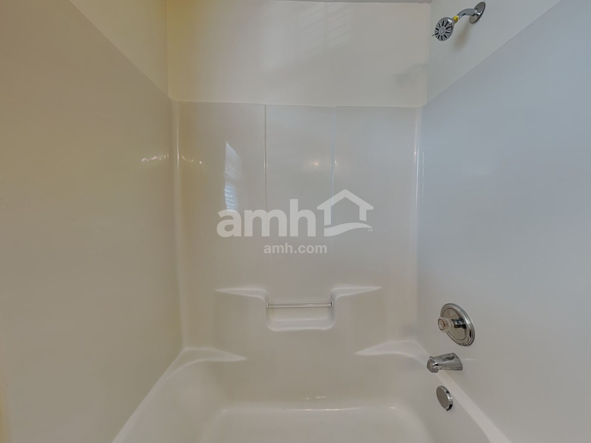 Building Photo - 118 Greenway St