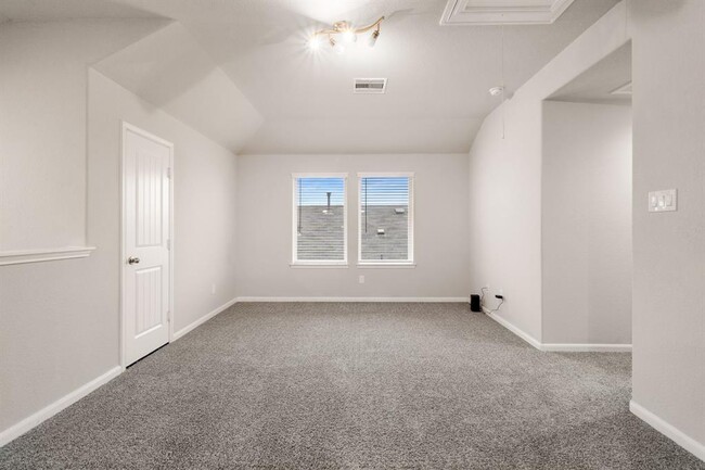 Building Photo - 29806 Breakwater Dr