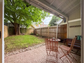 Building Photo - 312 Milligan St