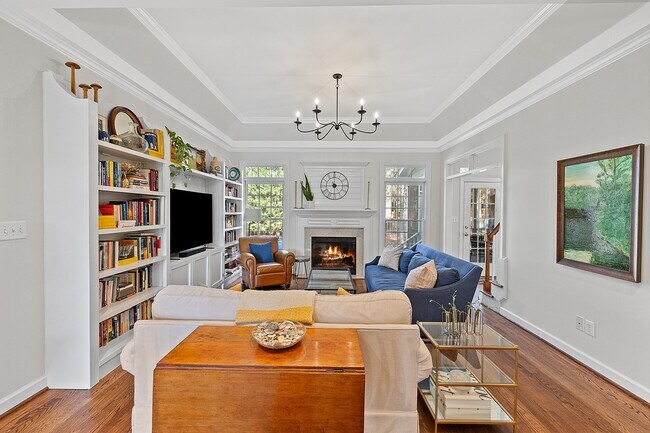 Building Photo - 105 Silverado Trail